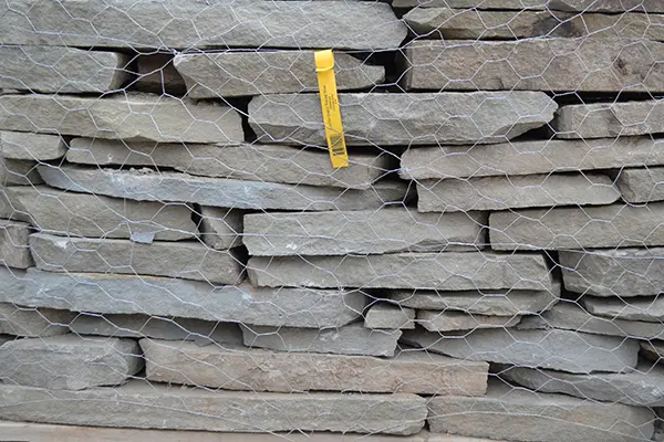 Colonial Gray Wallstone 2-4″ (Pallet)